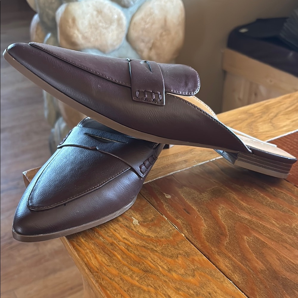 Women’s Brownish/Maroonish Leather Loafers